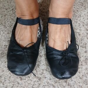 Vintage Authentic Leather Capezio Ballet Flats 8M L8